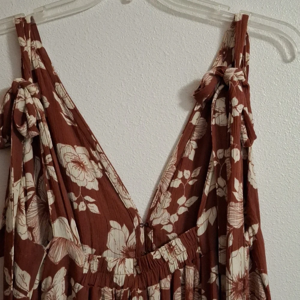 Abercrombie & Fitch Tie Strap Floral Maxi Midi Dress Size LT